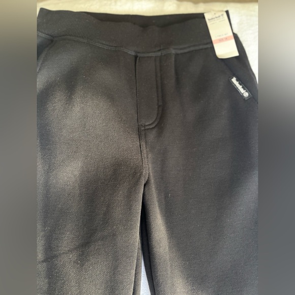 Brand new Gold & Black Timberland 2 piece sweatsuit size 10 kids - Picture 4 of 6